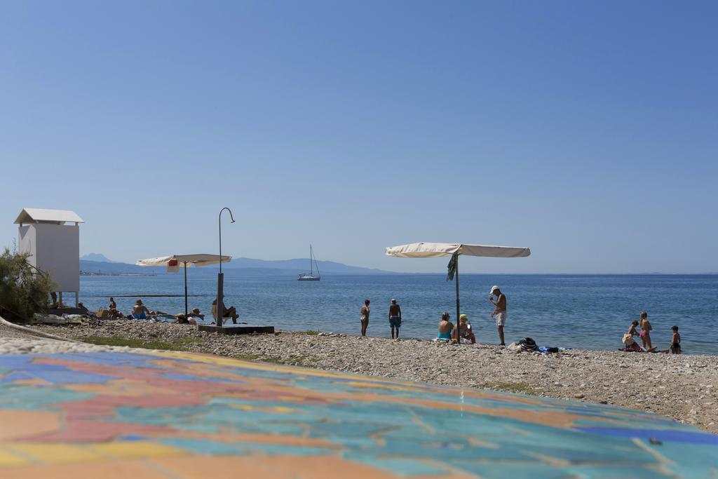 Delfini Hotel Patras Exteriör bild